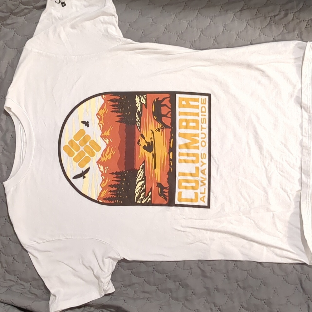Columbia Tee